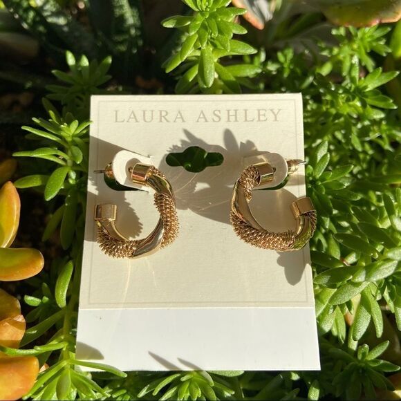 Laura Ashley Earrings Golden Hoops - Picture 1 of 5